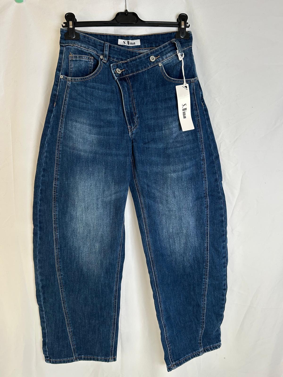 Jeans 'Barrel' versetzter Verschluss – Mittelblau