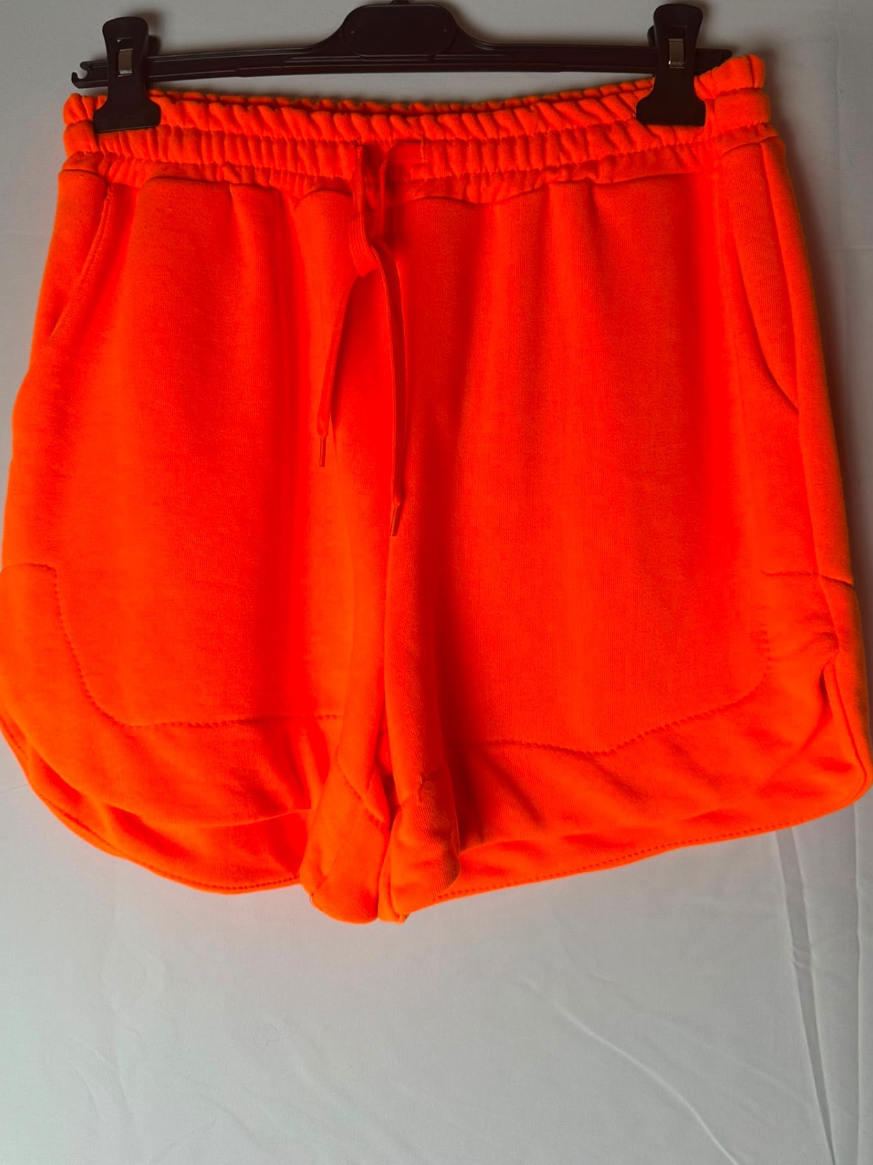 Sweat-Short – Neon Orange